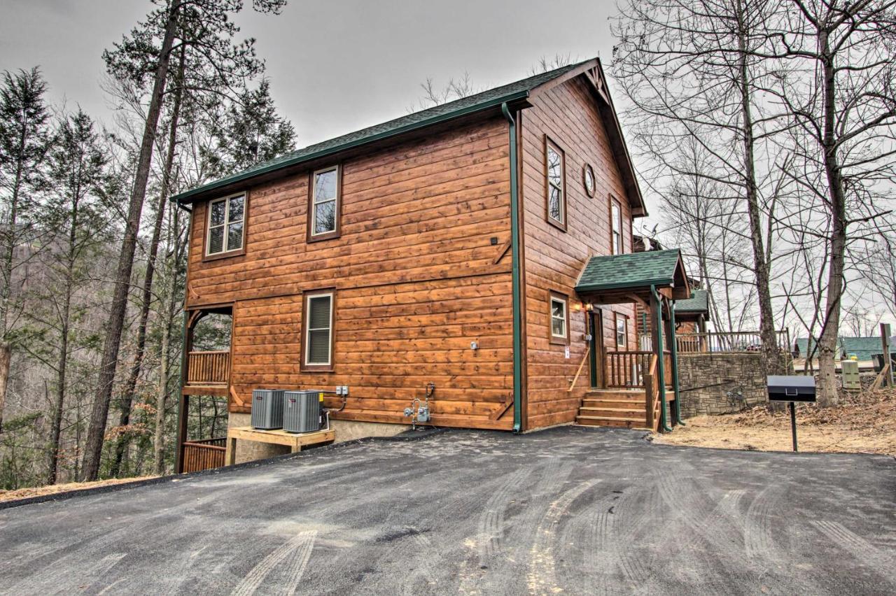 Luxe Cabin With Home Theater Less Than 2 Miles To Gatlinburg Dış mekan fotoğraf