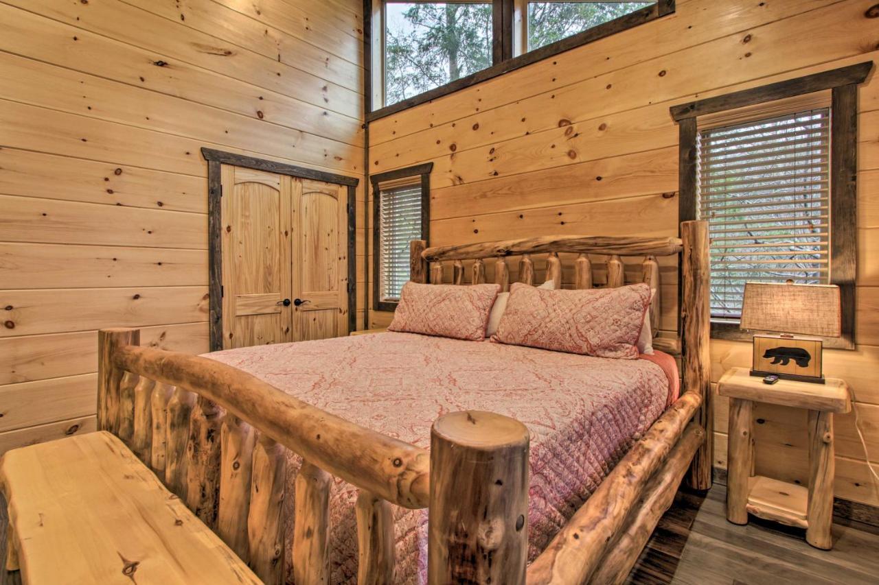 Luxe Cabin With Home Theater Less Than 2 Miles To Gatlinburg Dış mekan fotoğraf